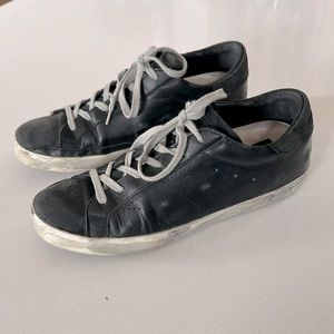 Golden Goose Superstar Black Leather perforated star W 39